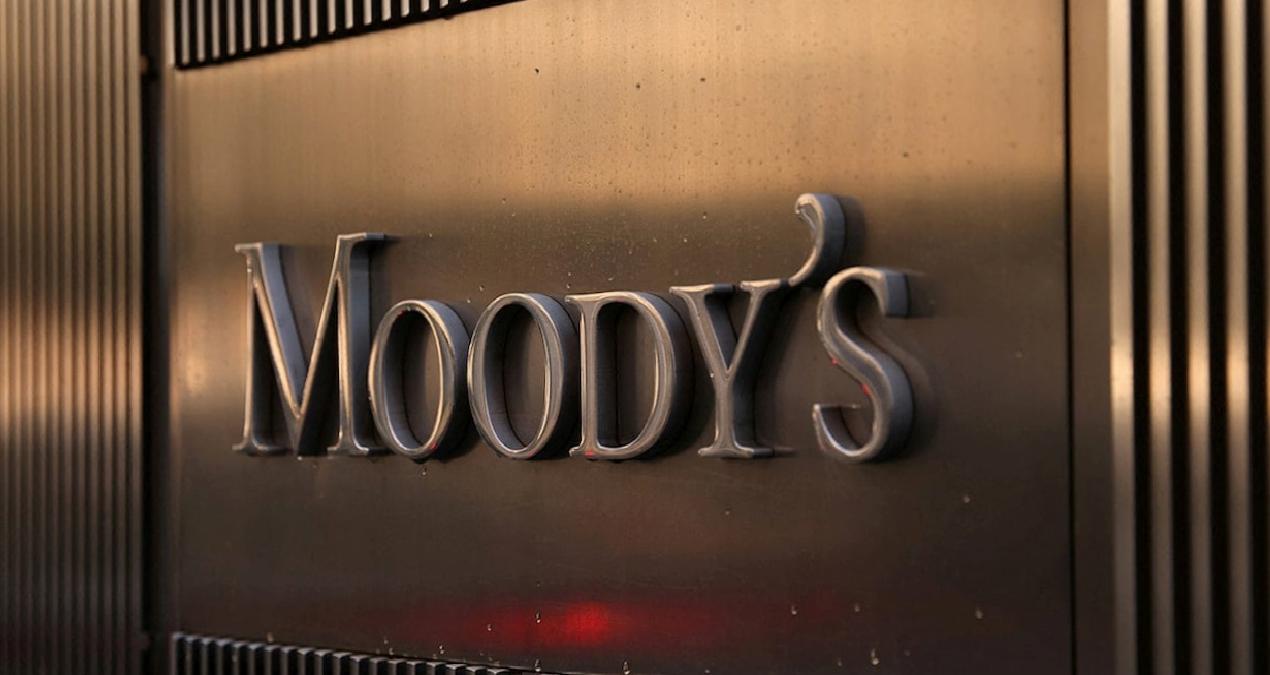 Moody’s 108 yıl sonra ABD’nin kredi notunu düşürdü: Uzmanlar kararı nasıl değerlendirdi?