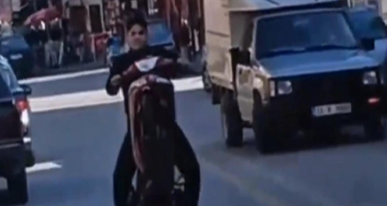 Motosiklet kullananlar dikkat! Tek teker kullanan sürücüye dev ceza kesildi…