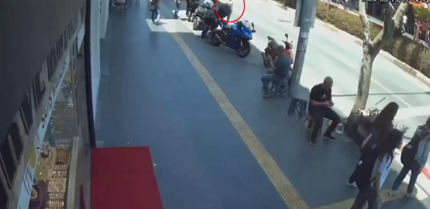 Motosiklet Sürücüsü Polisten Kaçtı