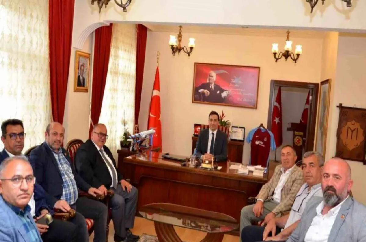 Muhtarlardan Kaymakama Ziyaret