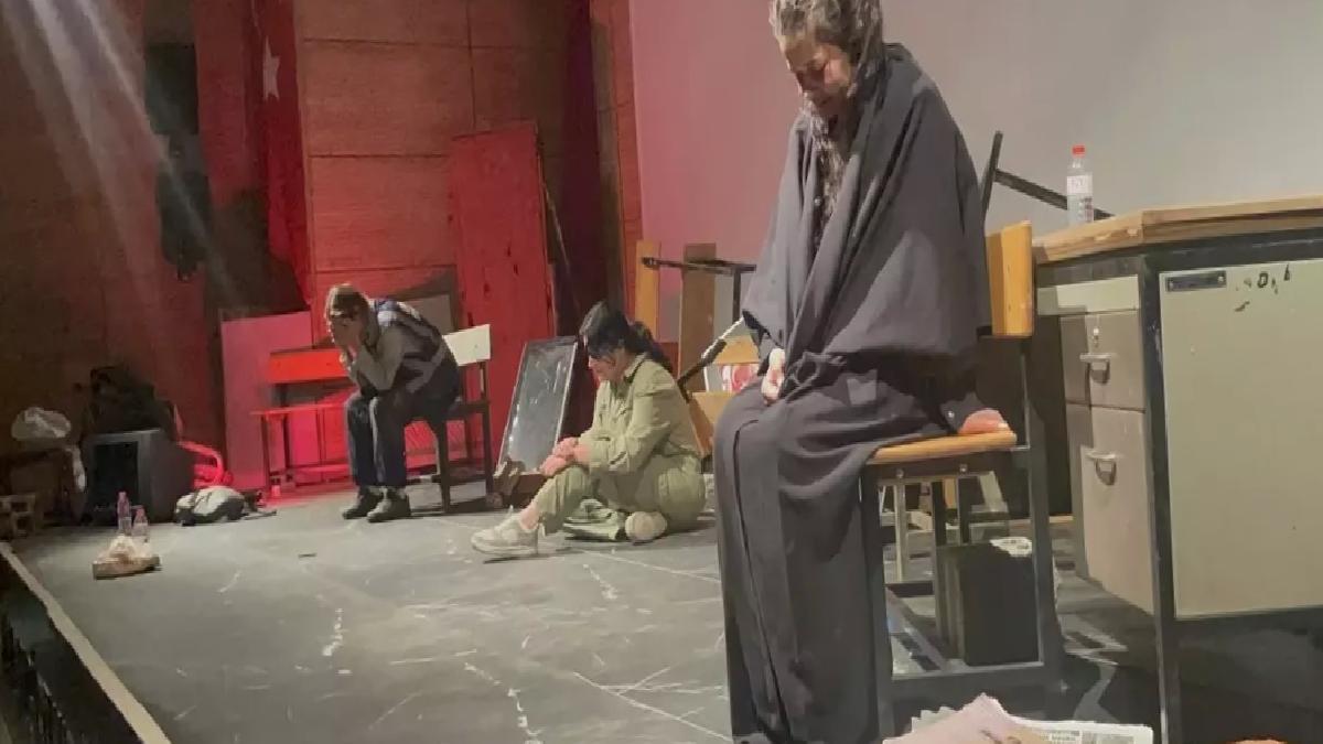 Muş’ta ‘Meryem’ Tiyatrosu Sahnelendi
