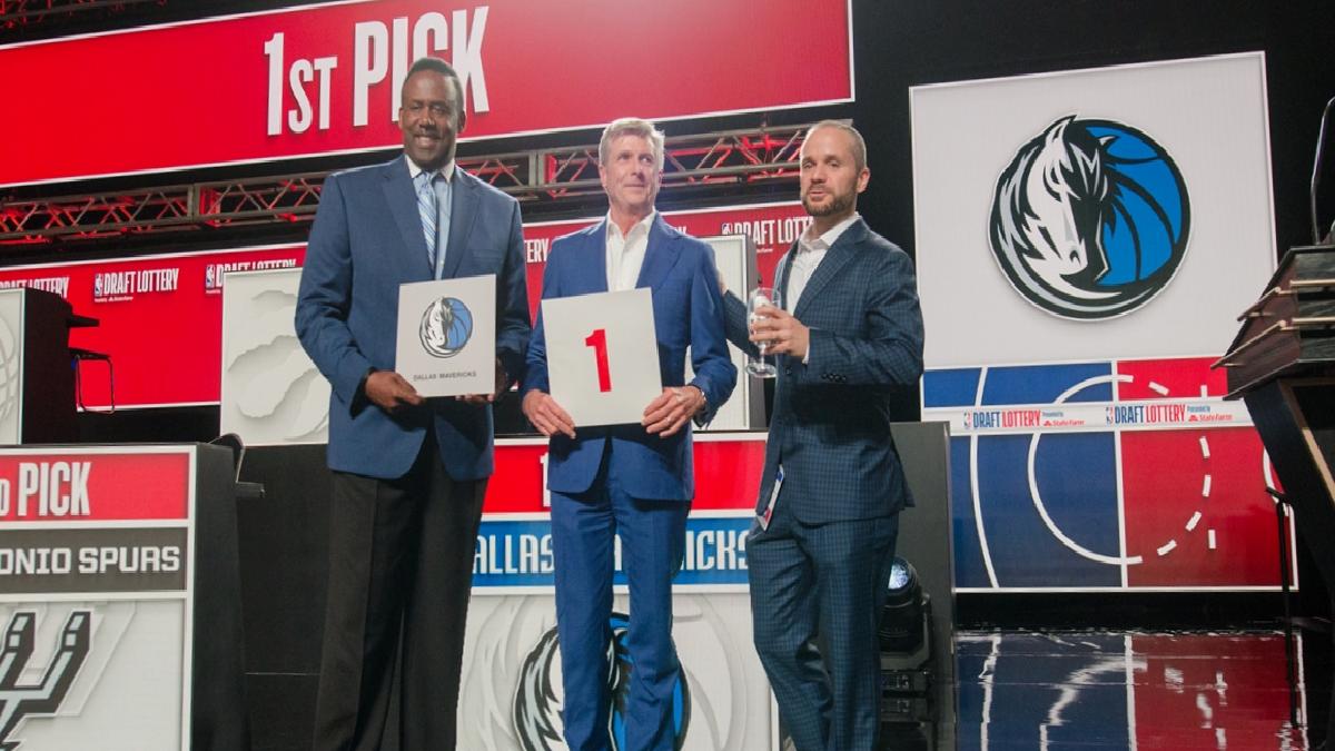 NBA draftında ilk sıradan seçimi Dallas Mavericks yapacak