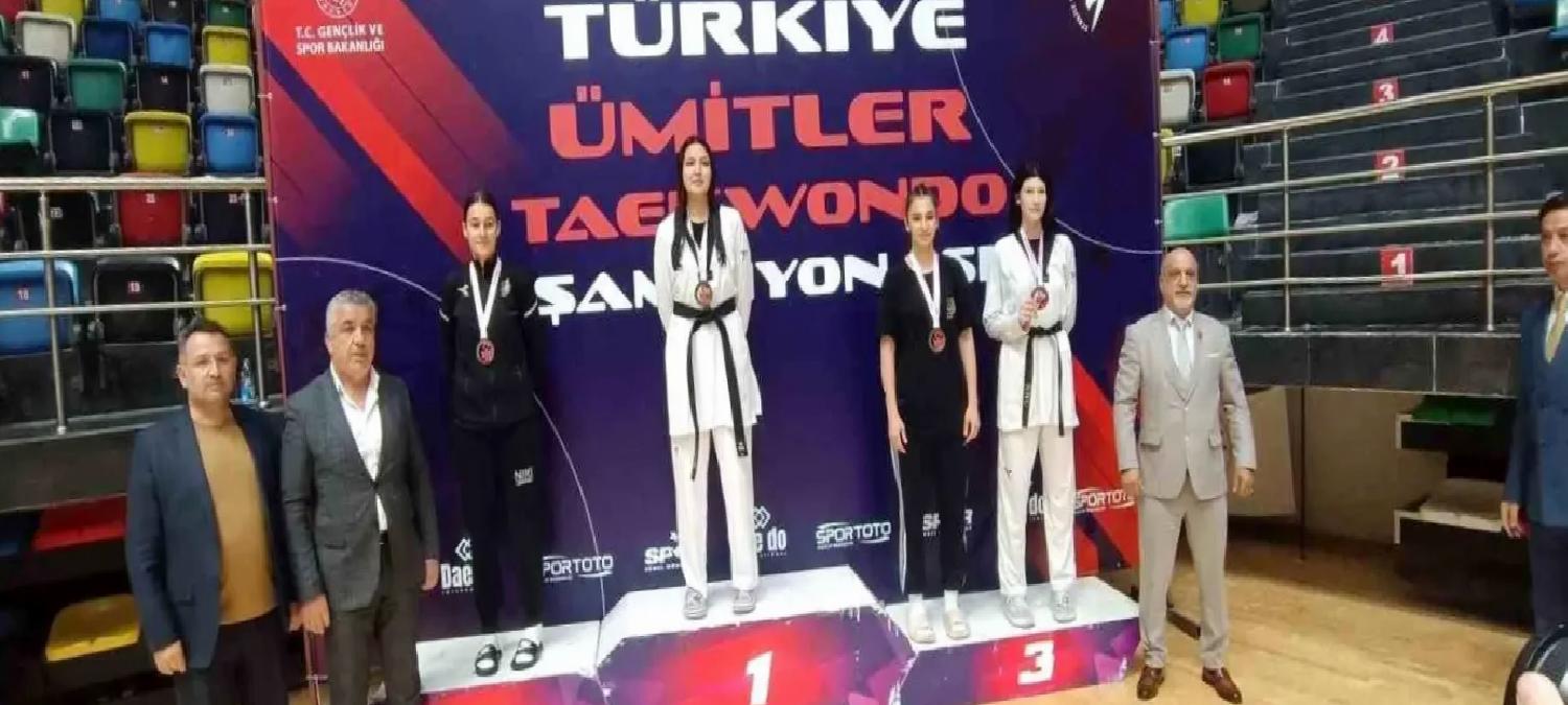 Nida Nur Çene, Tekvando Şampiyonası’nda 3. oldu