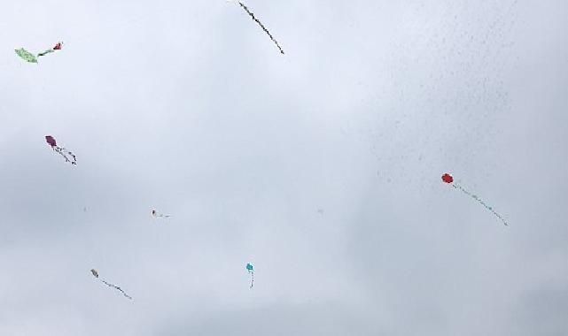 Nilüfer’de gökyüzü uçurtmalarla renklendi