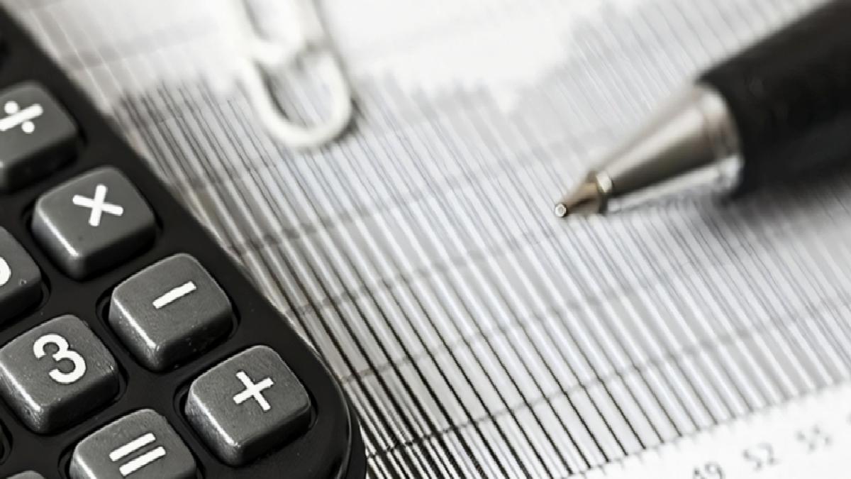 Ödemeler dengesinin 3,9 milyar dolar açık vermesi bekleniyor