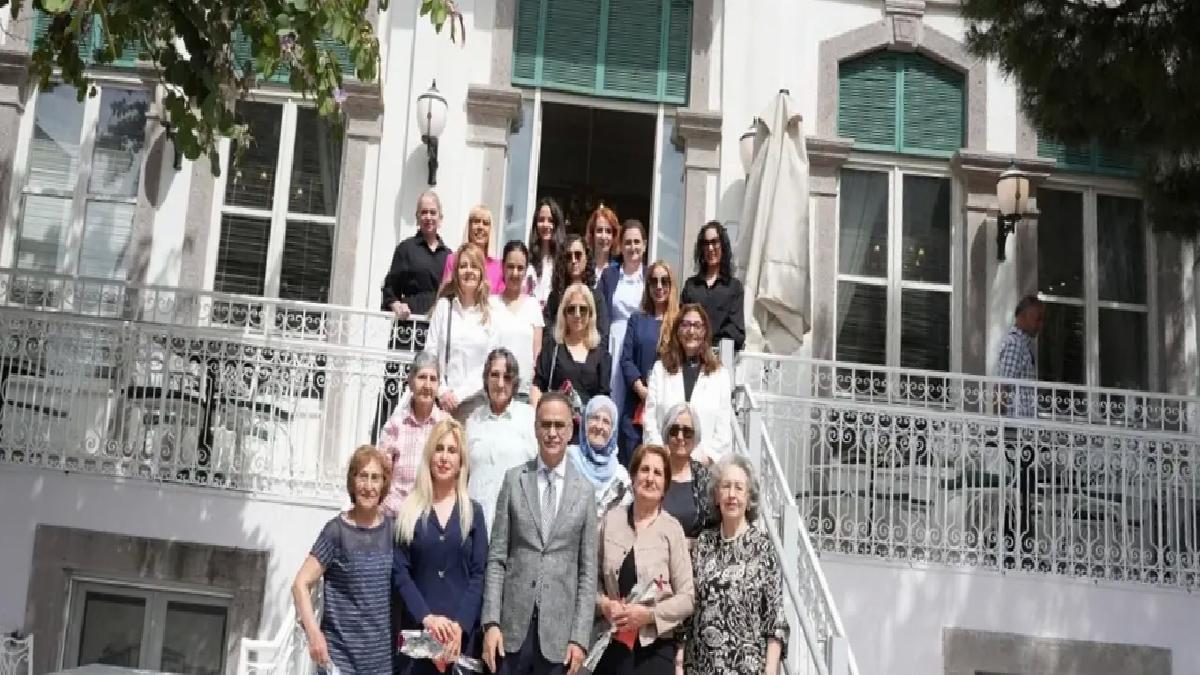Öğretmen Annelerin Kahvaltı Buluşması
