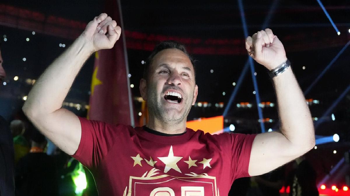 Okan Buruk: Hedefimiz seneye tekrar şampiyon olmak