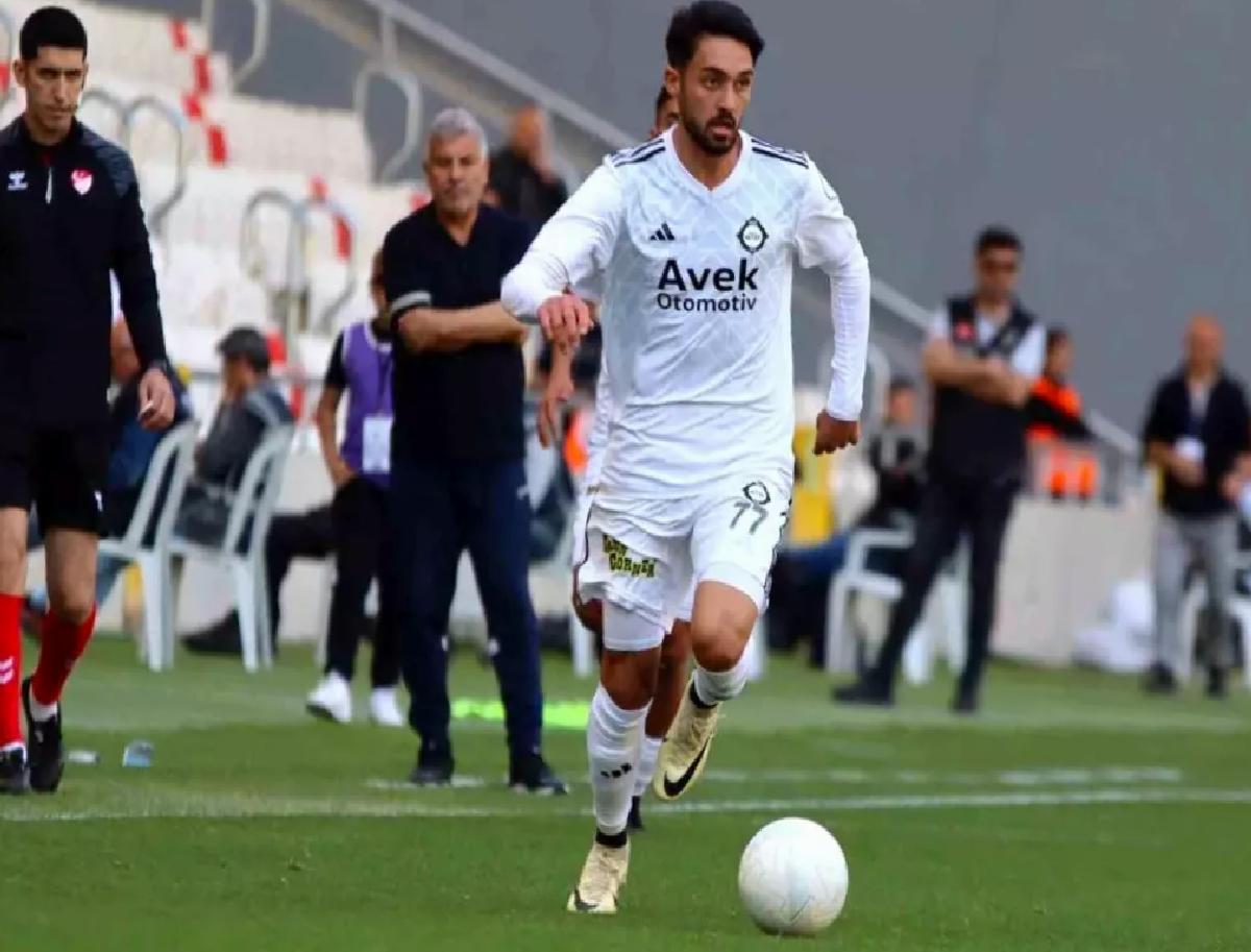 Onur Efe’nin Sözleşmesi Sona Eriyor