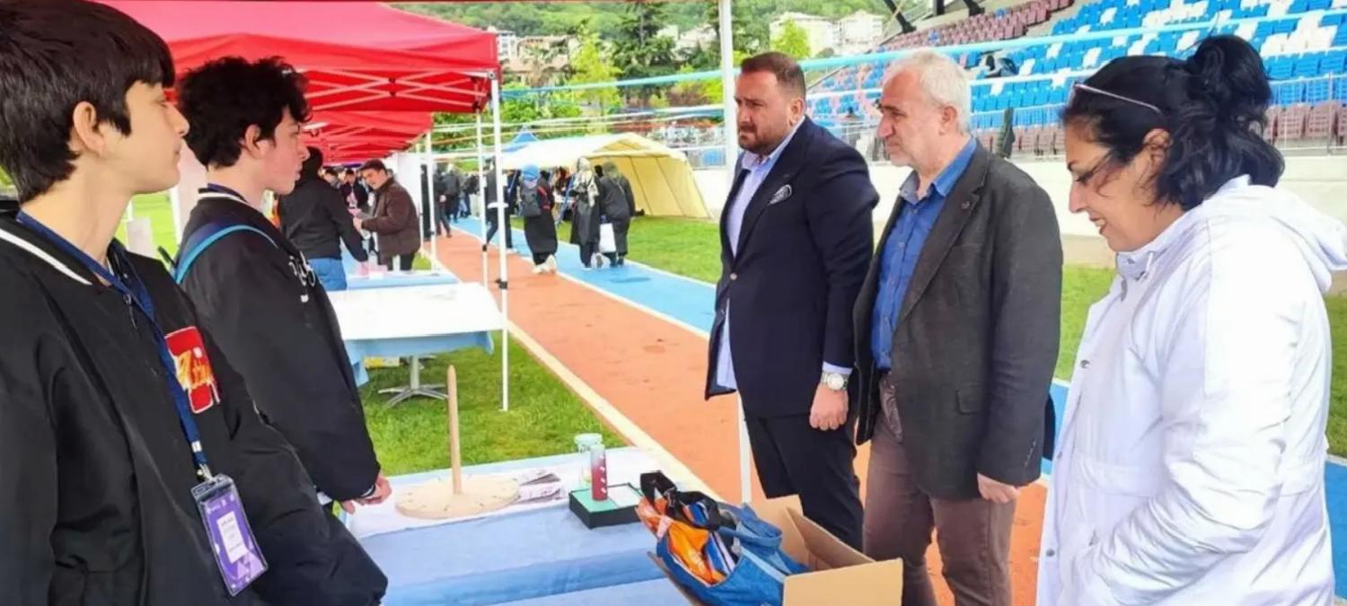 Ortahisar’da TÜBİTAK Bilim Fuarı Düzenlendi