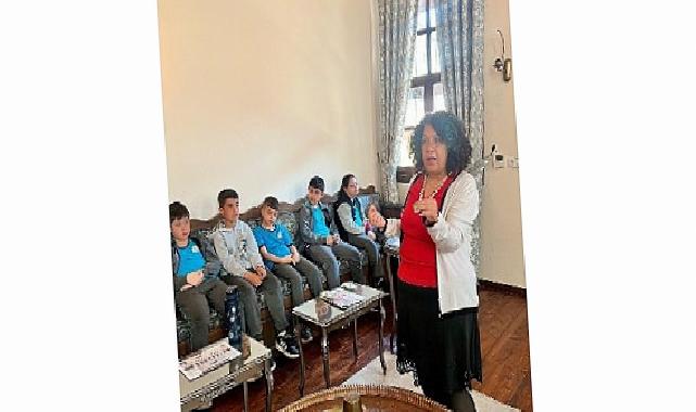 Osmangazi Belediyesi’nden çocuklara masal şöleni