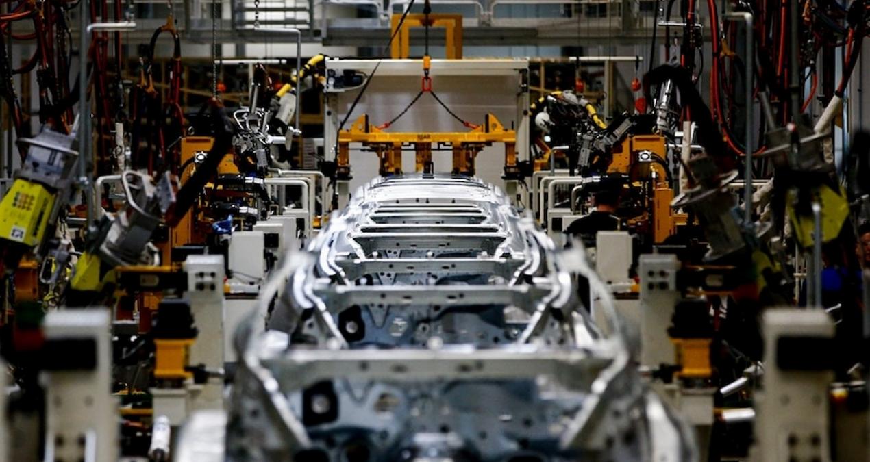 Otomotiv devi önce projeleri iptal etti ardından binlerce kişiyi işten çıkarma kararı aldı