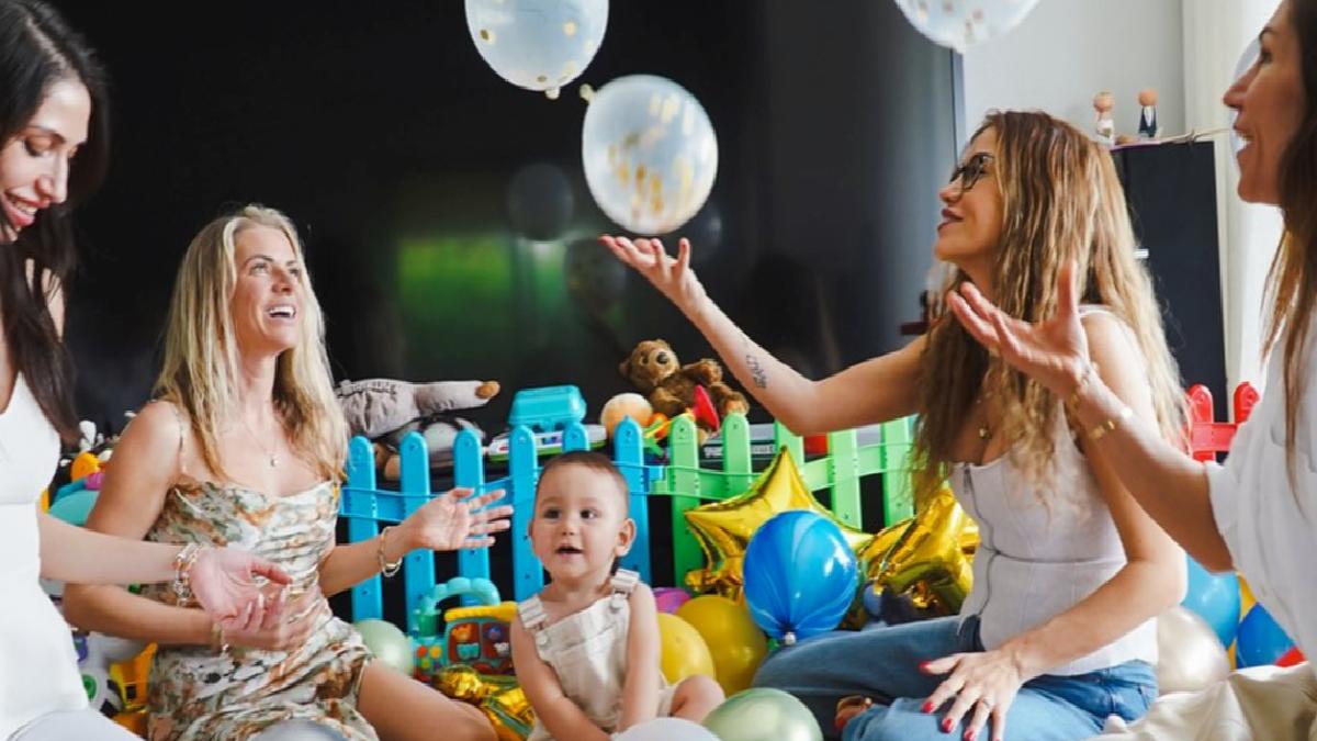 Oyuncu Ahmet Kural ve Çağla Gizem Şahin’in mutlu günü! Oğulları Kemal bebek 1 yaşına girdi