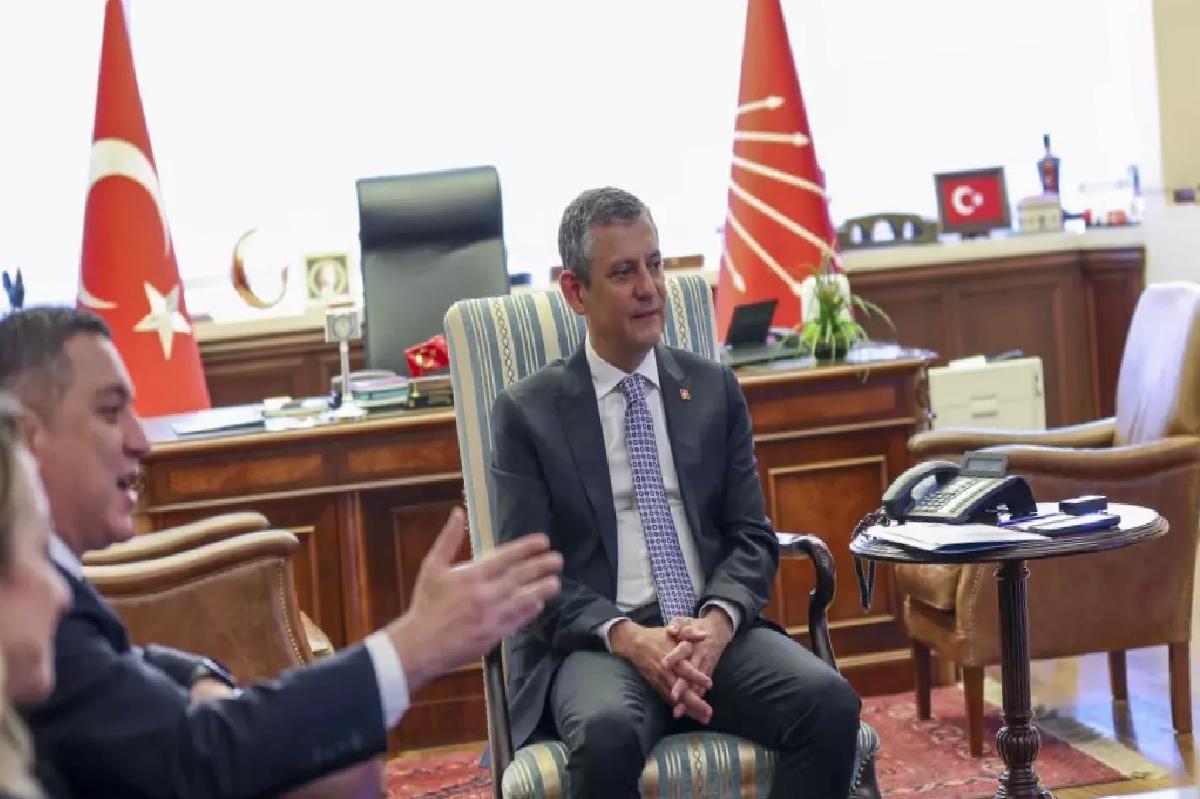 Özgür Özel, Barolar Birliği Başkanı ile Görüştü