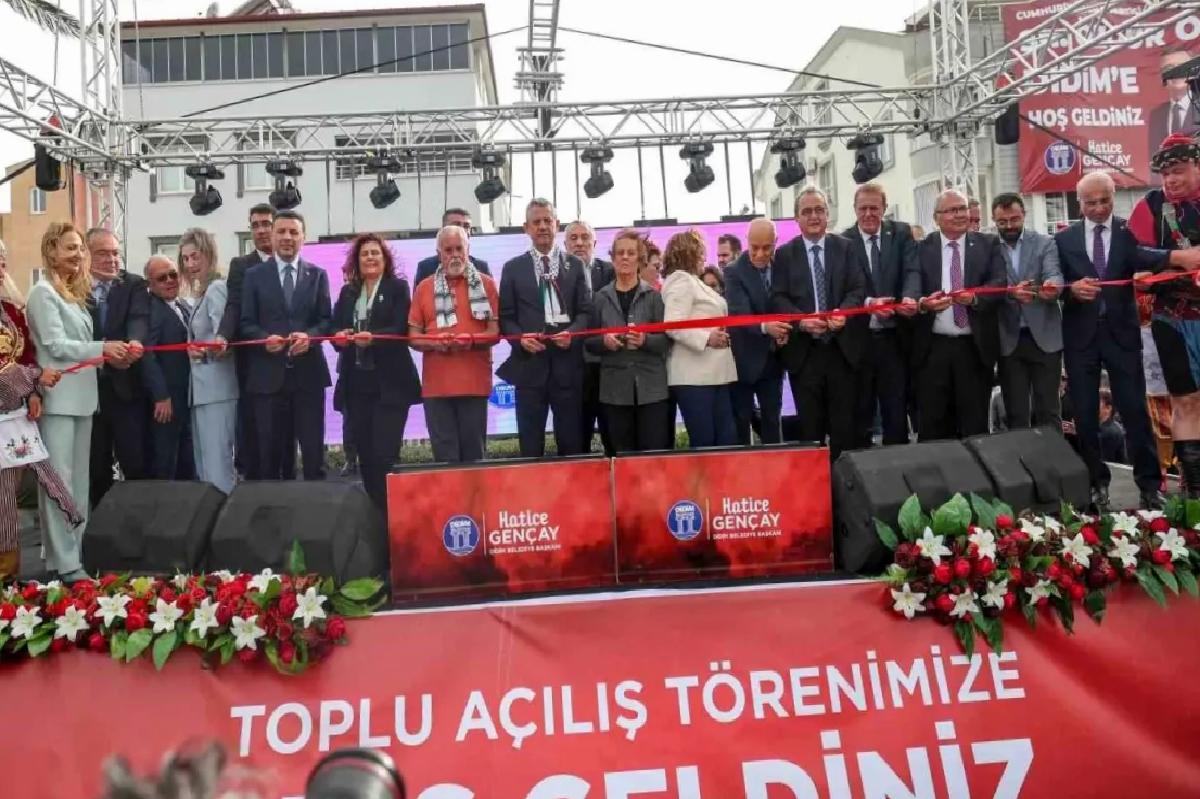 Özgür Özel, Didim’de Park Açılış Törenine Katıldı