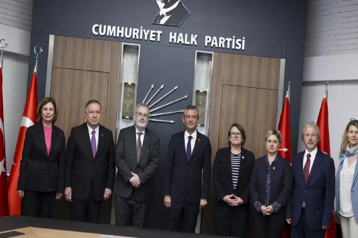 Özgür Özel, Marc Cools ile Görüştü