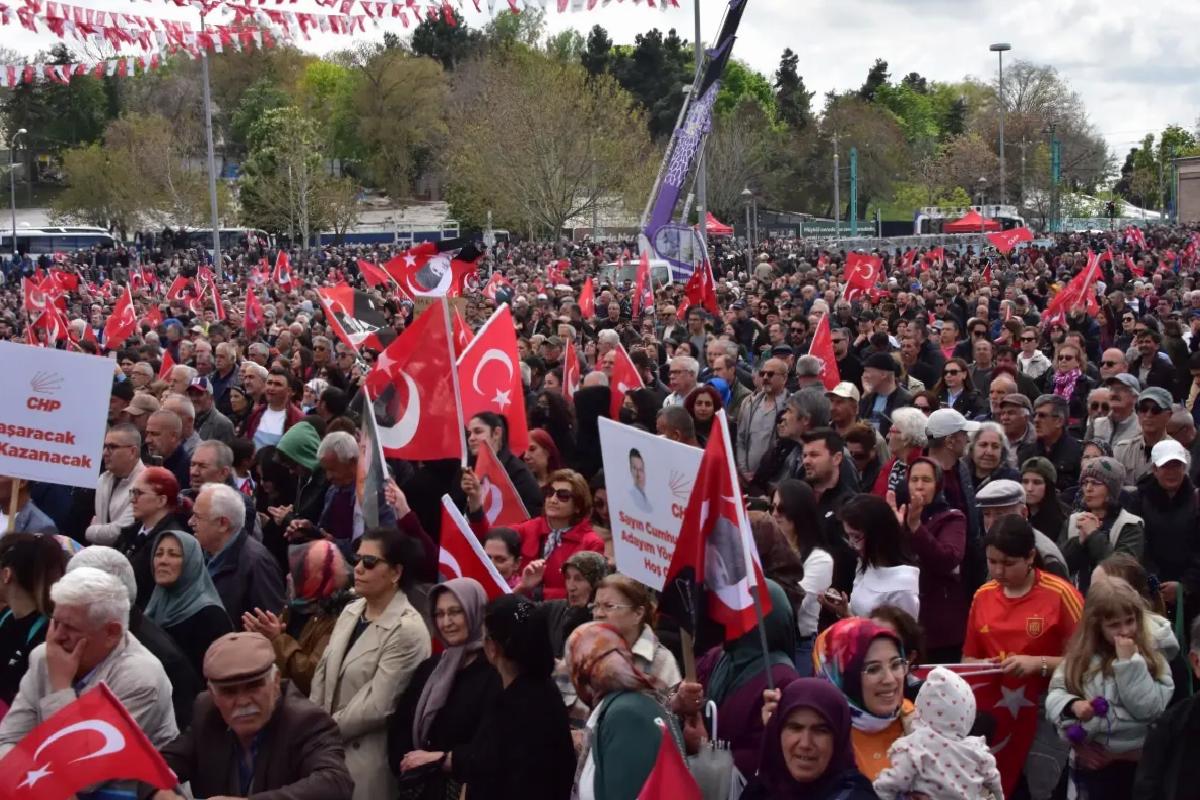 Özgür Özel: Sıran gelince gideceksin, yerine başkası geçecek