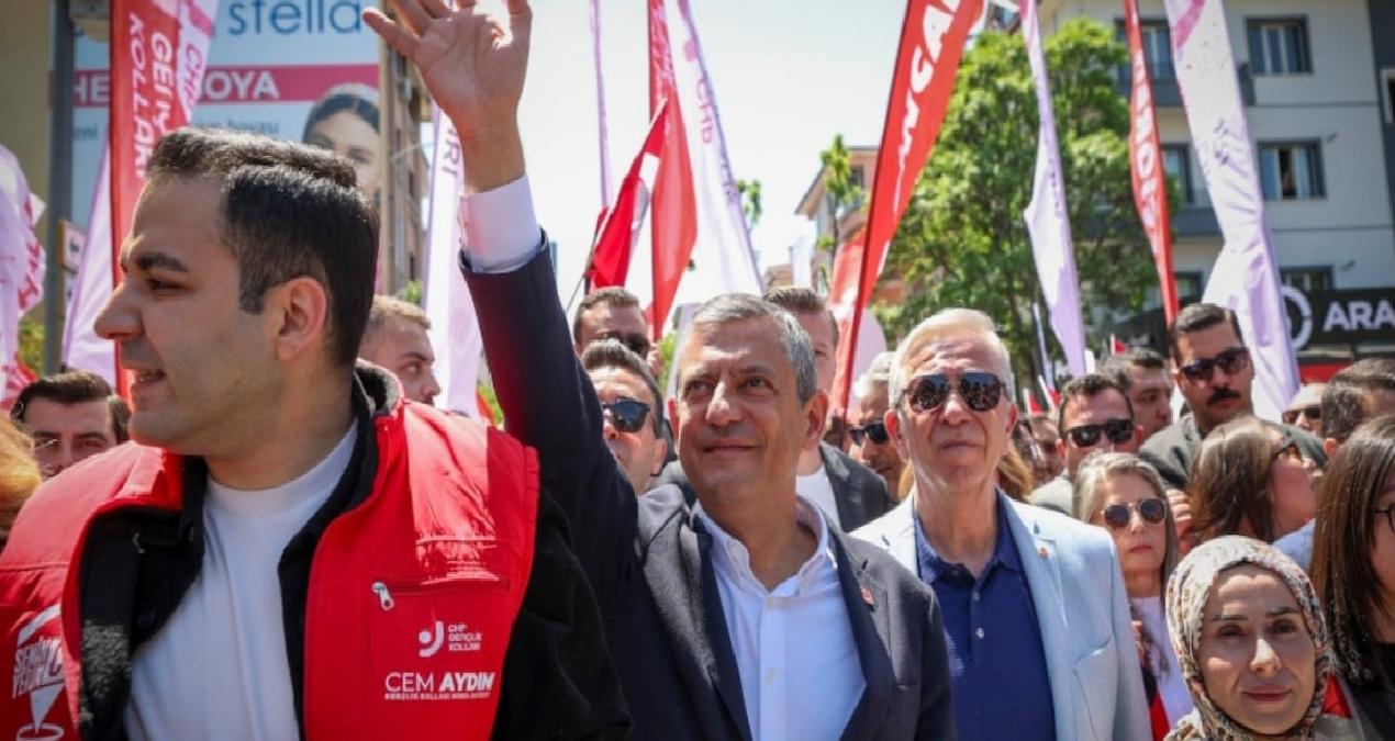 Özgür Özel’den AKP’li gençlere Erdoğan çağrısı