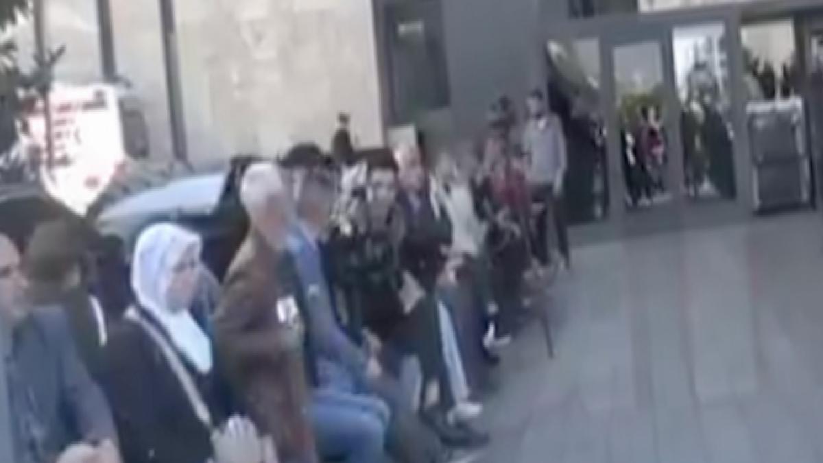 Özgür Özel’e saldıran şahsın yeni görüntüleri