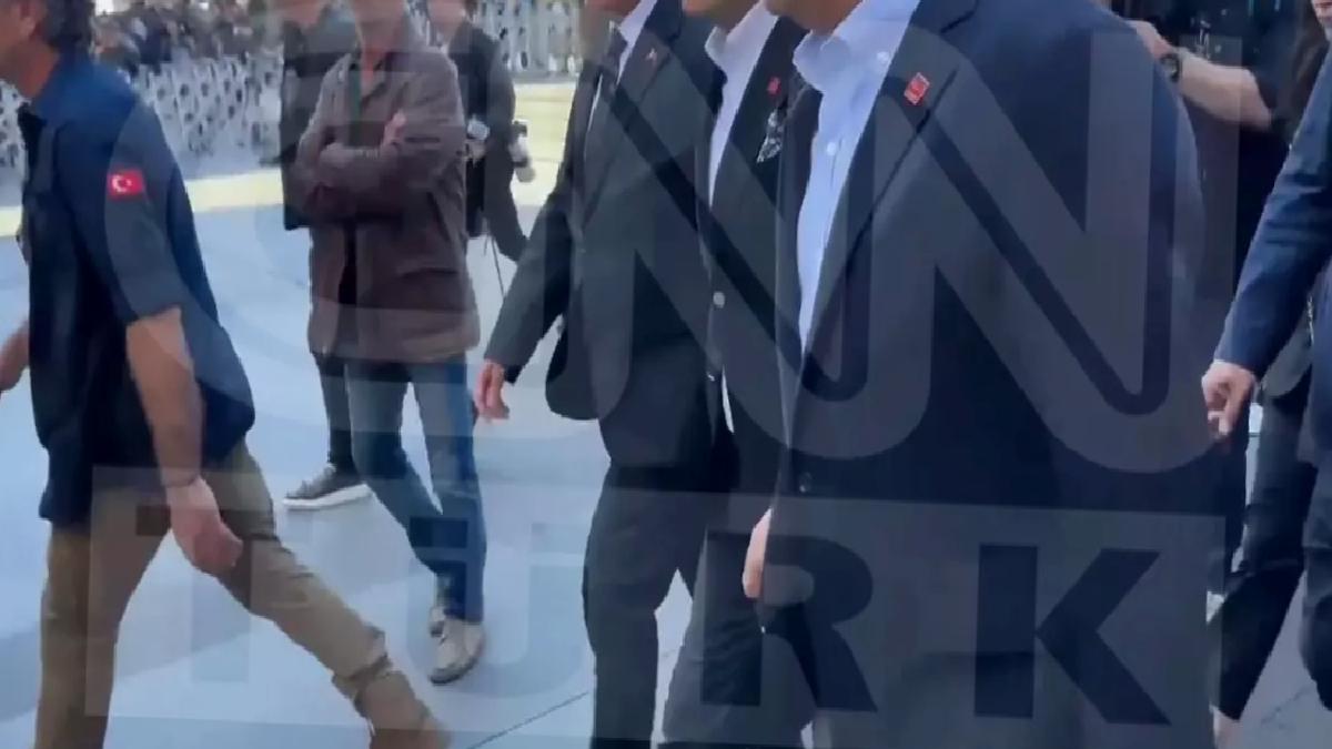 Özgür Özel’e Saldırı Anları Görüntülendi