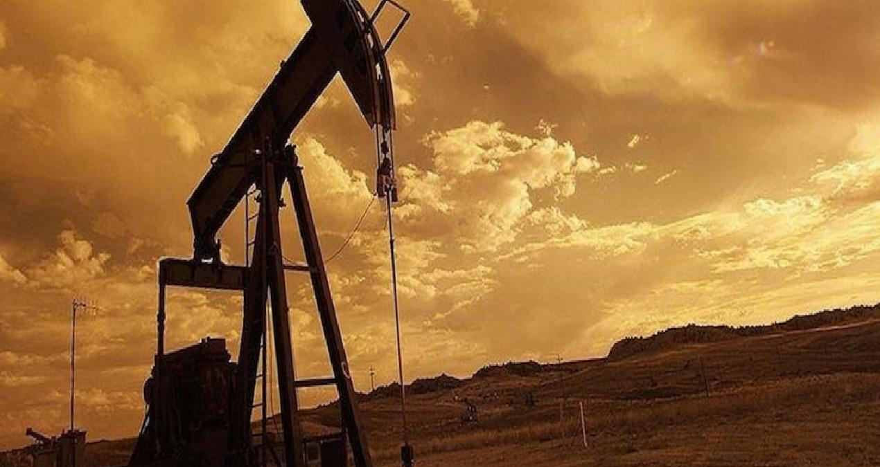Petrol fiyatları dibi gördü: Brent 61 doların altına yaklaştı