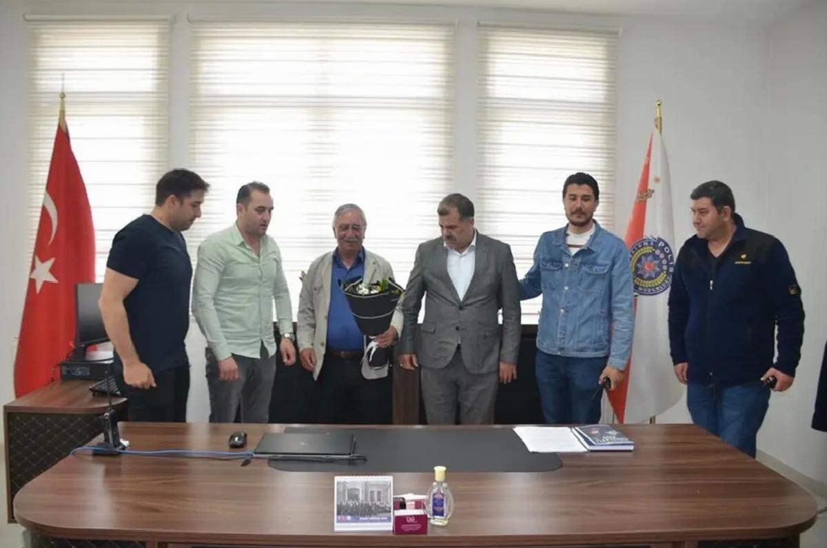 Polis, Kalp Krizi Geçiren Patiyeye Yardım Etti