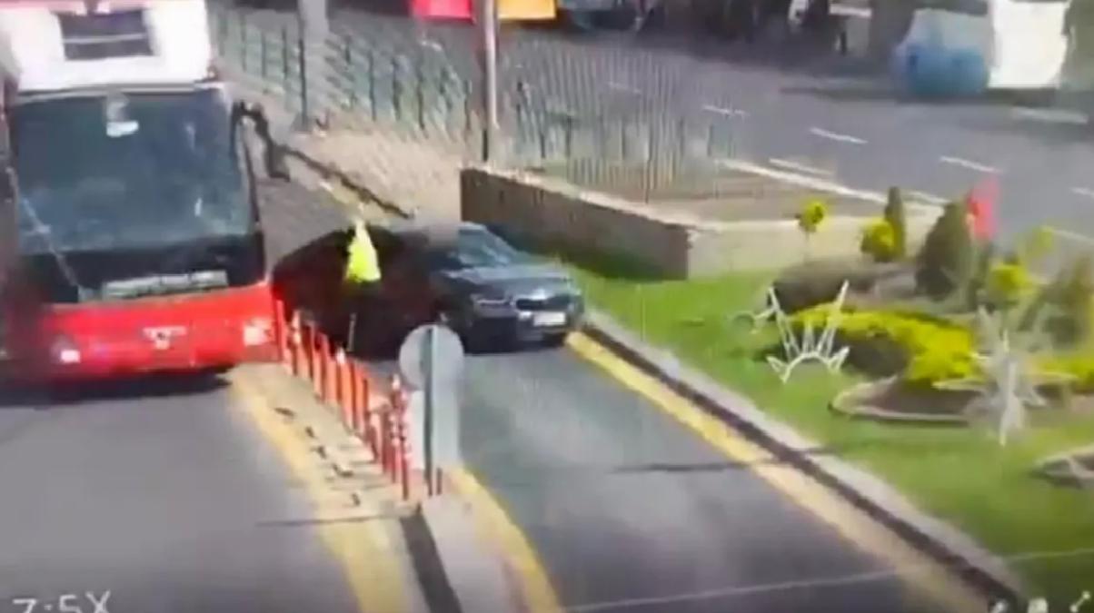 Polise Araçla Saldırıya Tepki