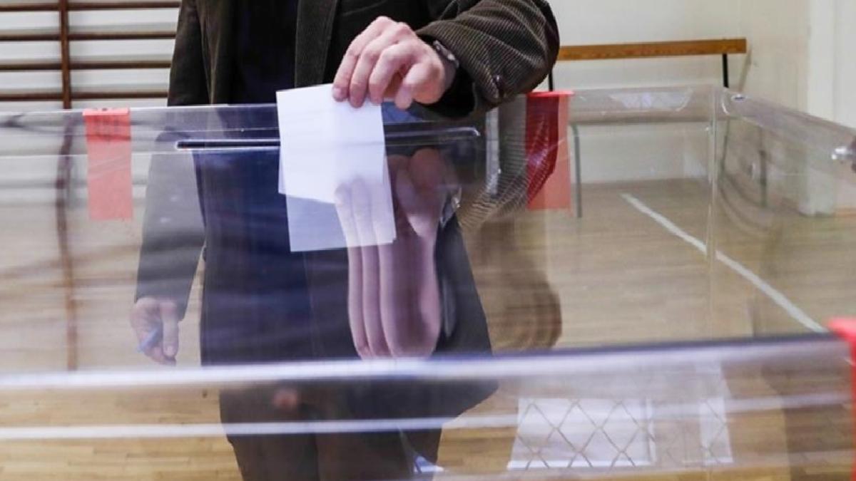 Polonya’da halk, cumhurbaşkanı seçimi için yarın sandık başında