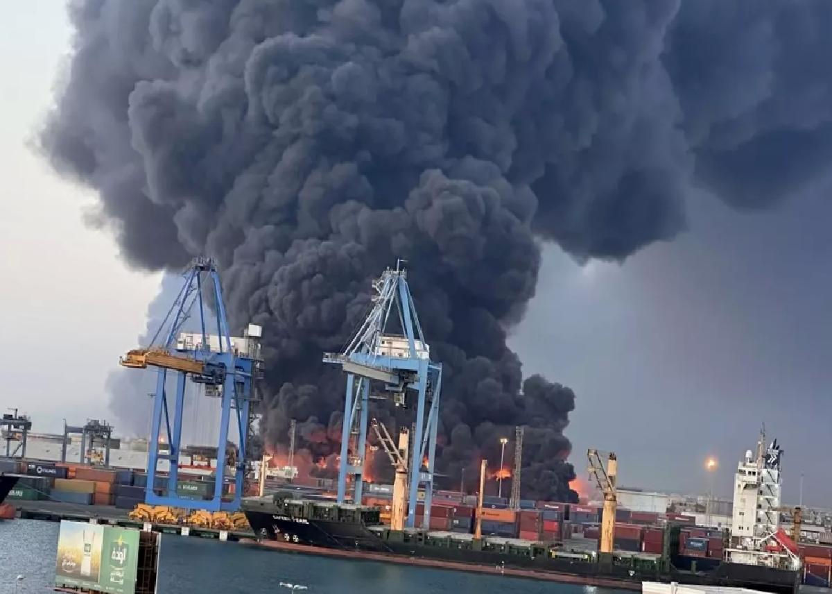 Port Sudan’da Patlamalar ve Yangınlar