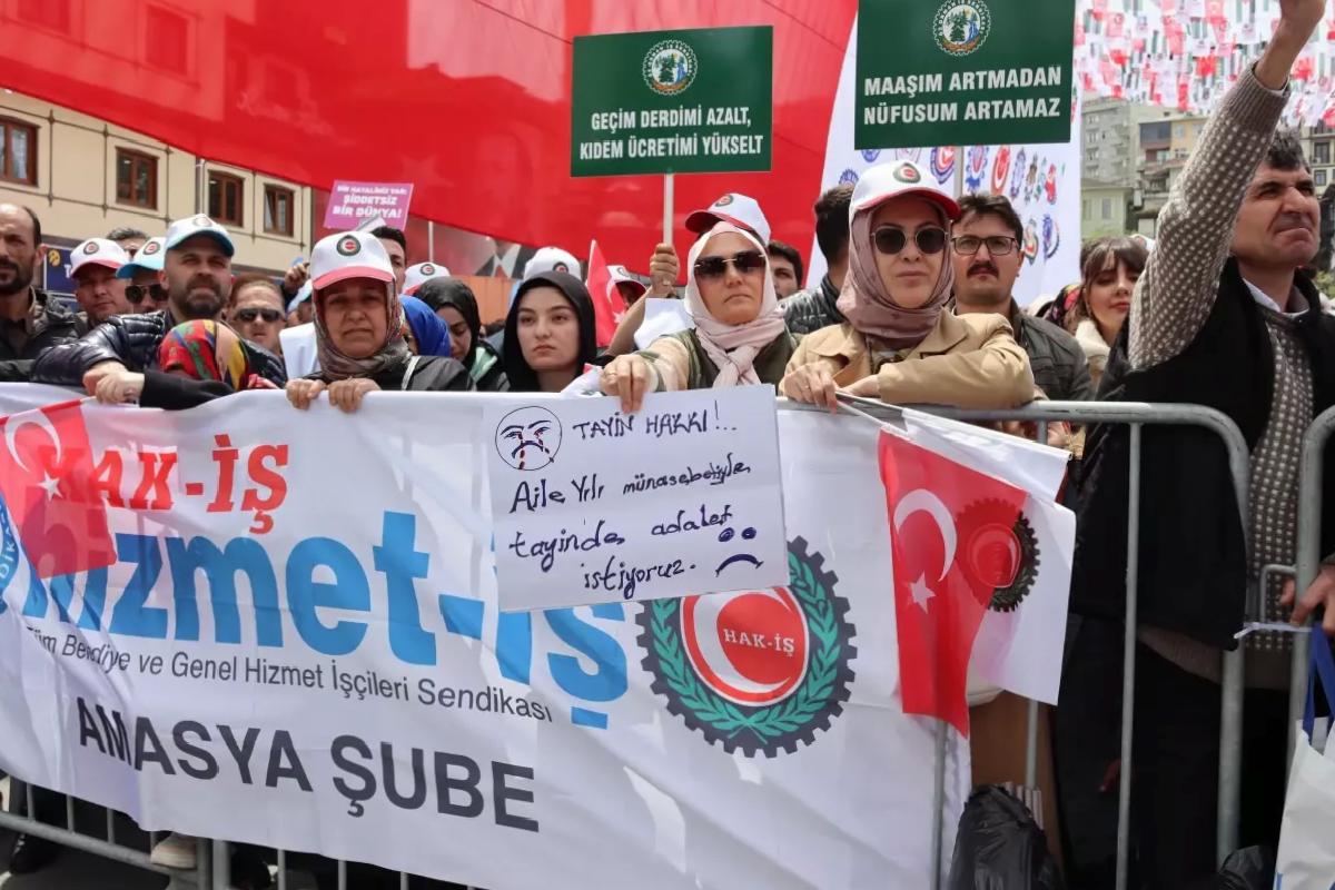 Rize’de 1 Mayıs Coşkuyla Kutlandı
