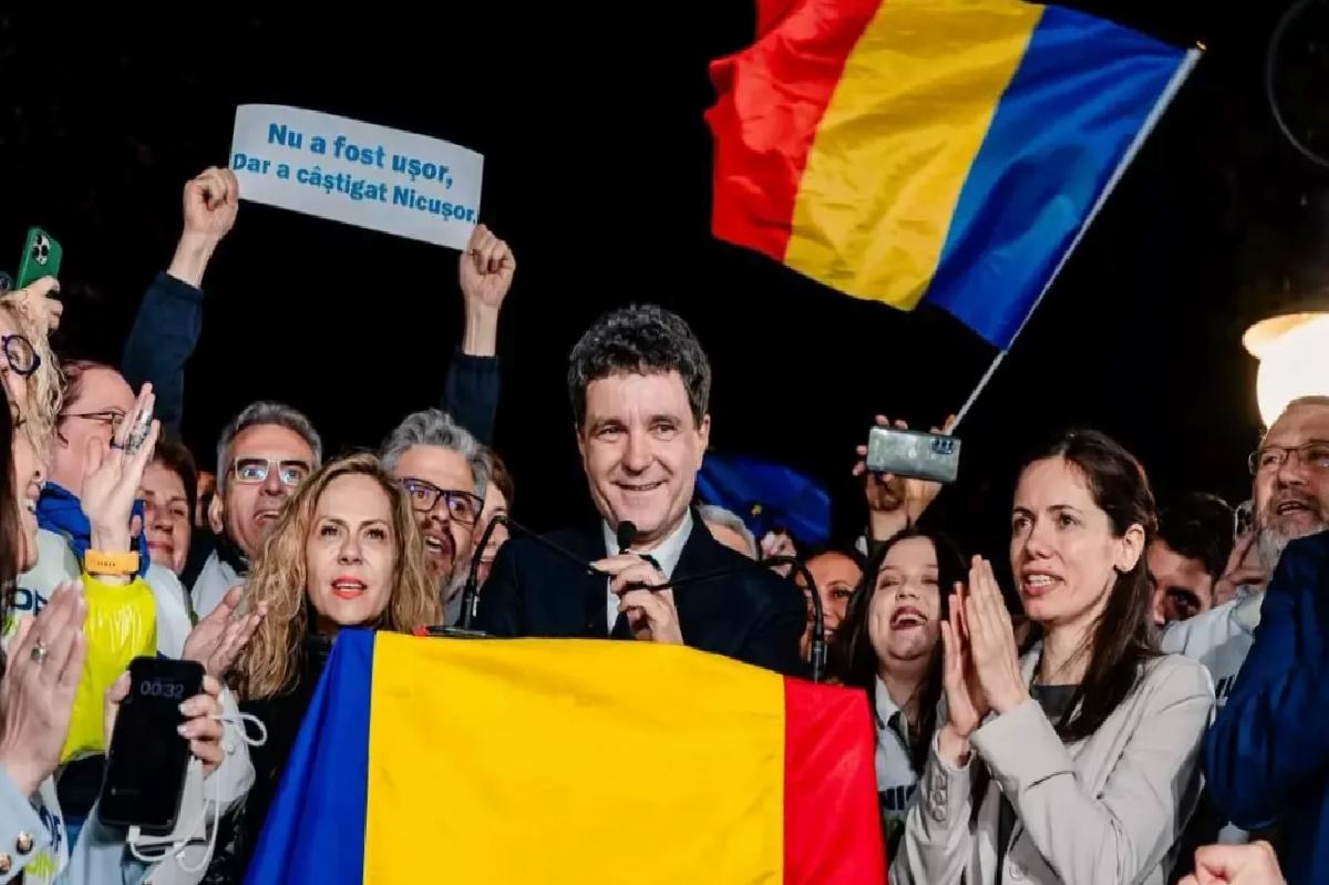 Romanya’da Cumhurbaşkanlığı Seçimini Dan Kazandı