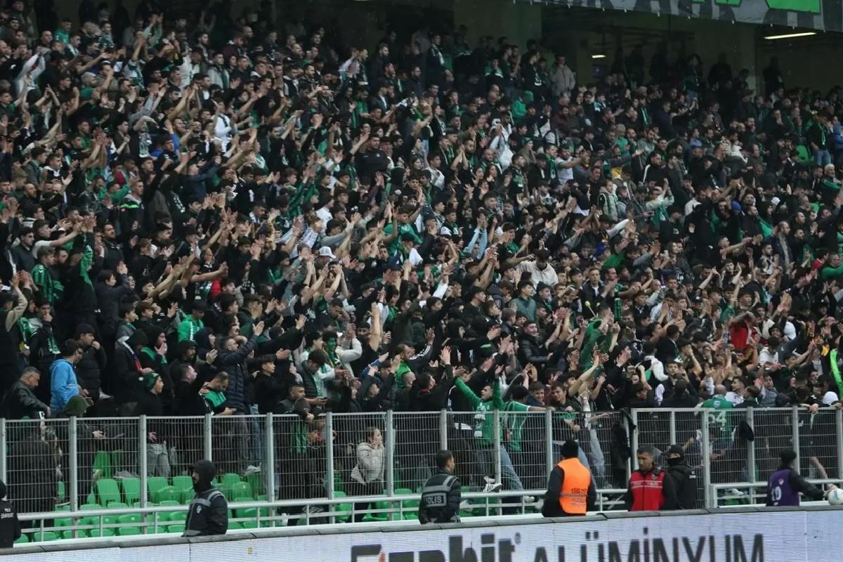 Sakaryaspor Son Haftada Galip