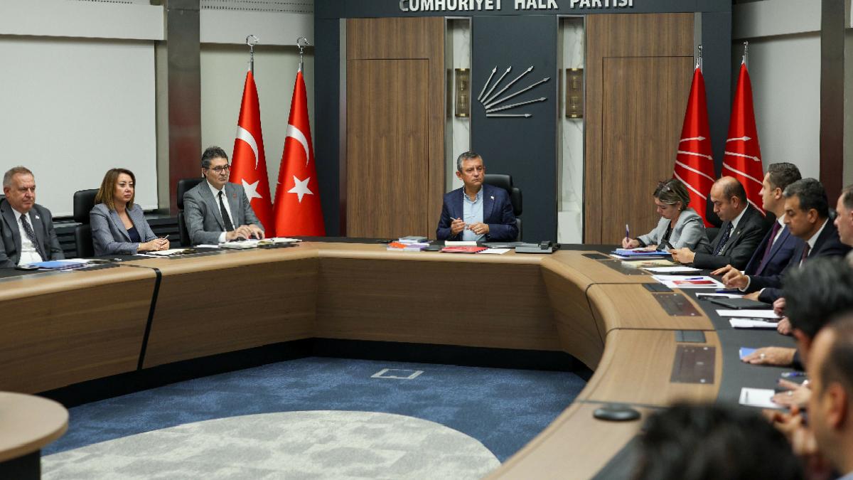 Saldırıya uğrayan Özgür Özel’den koruma zafiyeti iddialarına yanıt