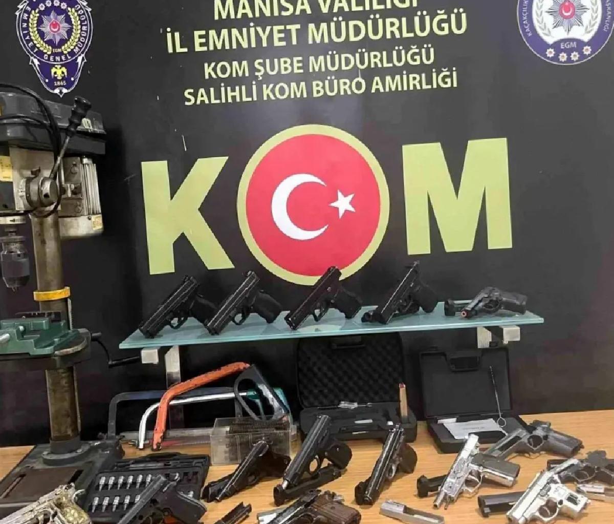 Salihli’de Ruhsatsız Silah Operasyonu