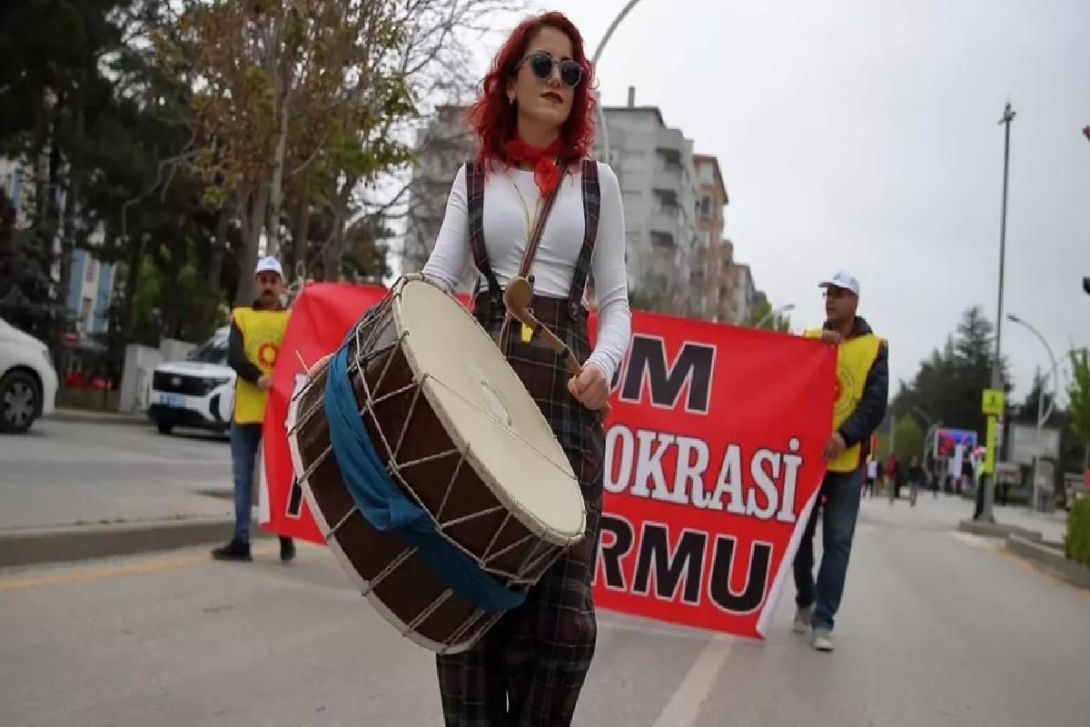 Samsun ve çevre illerde 1 Mayıs Emek ve Dayanışma Günü kutlandı