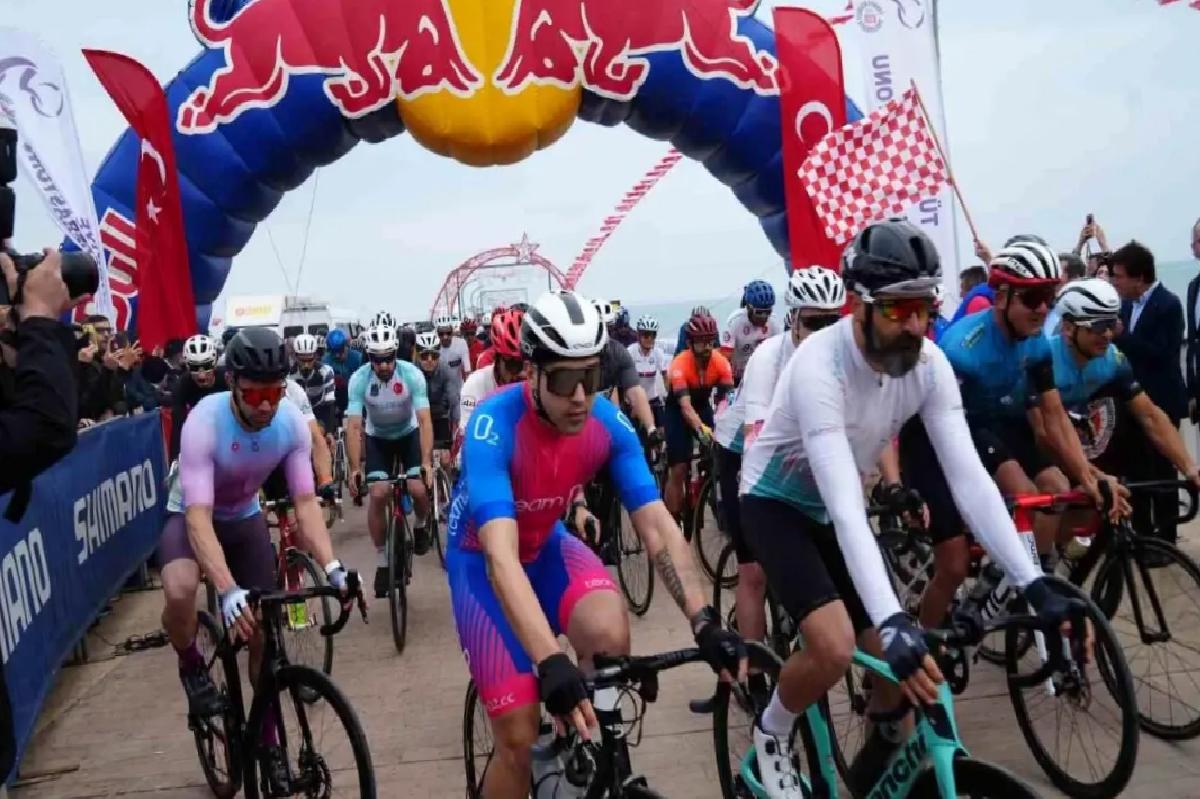 Samsun’da Gran Fondo Bisiklet Yarışları Başladı