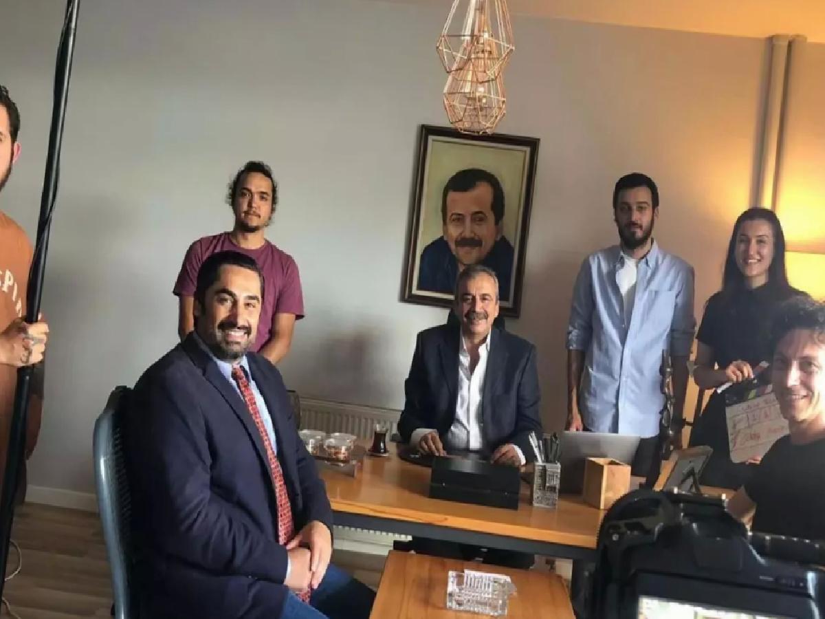 Sanat Dünyası, Sırrı Süreyya Önder’in Son Filmi ‘Celal’in Treni’ni Göremeden Kaybetmesine Üzüldü