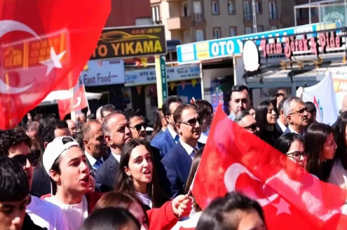 Sancaktepe’de 19 Mayıs Coşkuyla Kutlandı