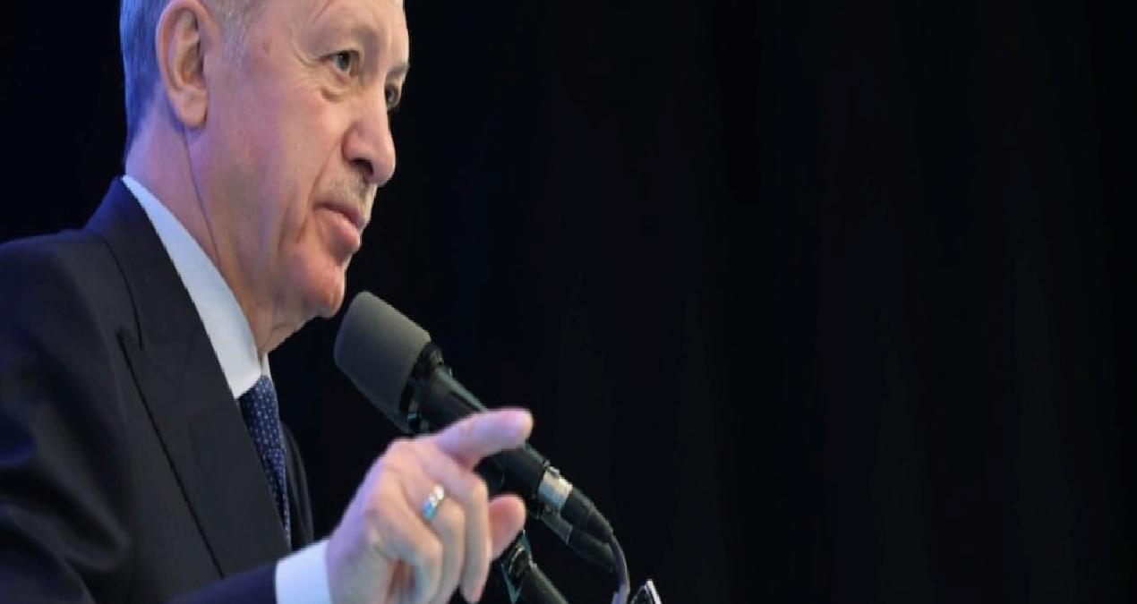 Saray’a yakın kalem ağızdaki baklayı çıkardı! Dikkat çeken ‘Erdoğan’ mesajı