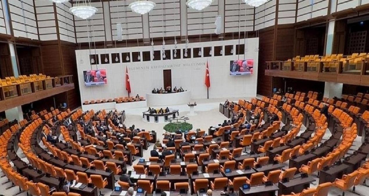 Saray’a yakın kalemden dikkat çeken istifa kulisi