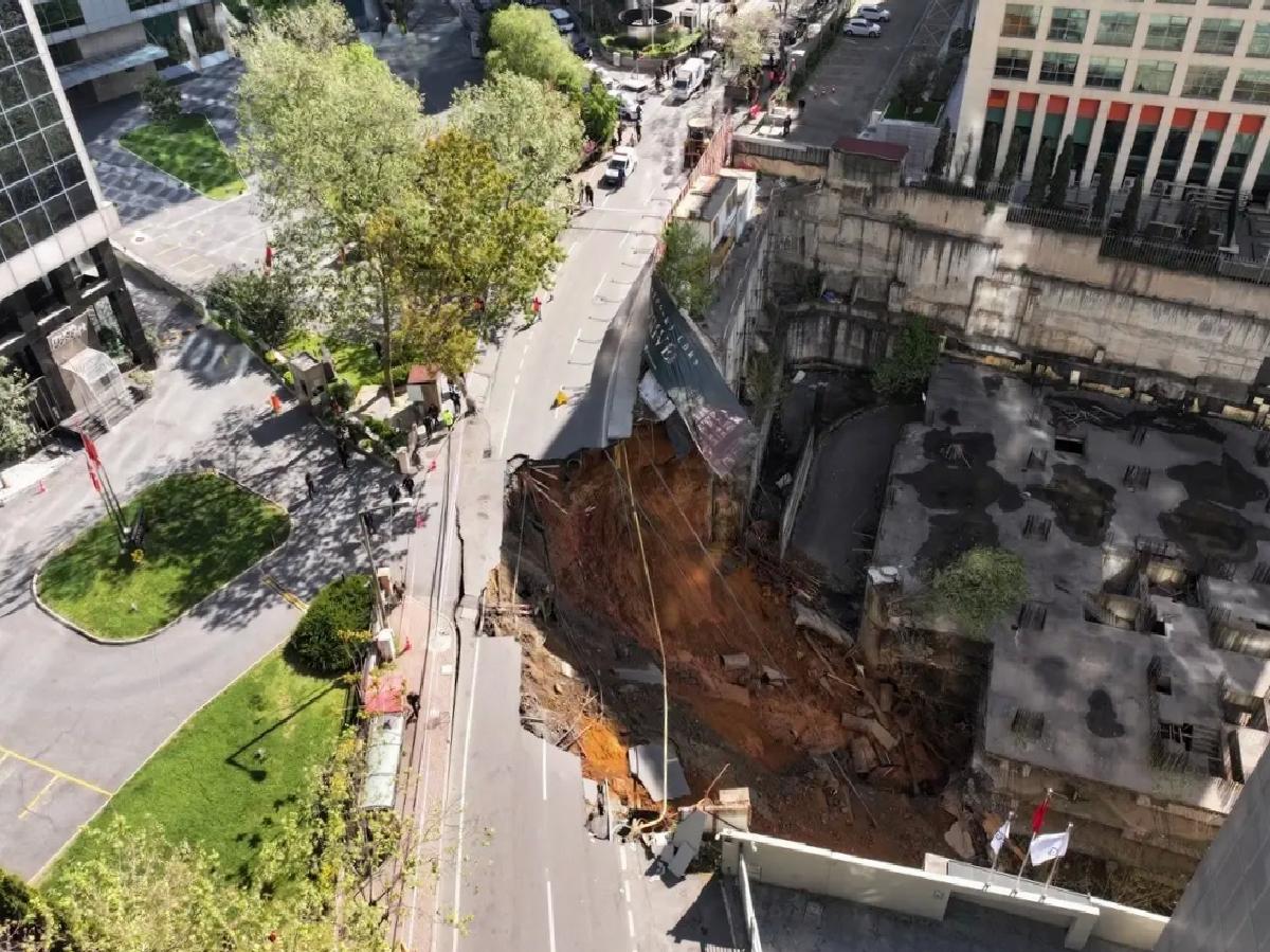 Sarıyer’de Yol Çökmesi: İnşaat Mühürlenecek