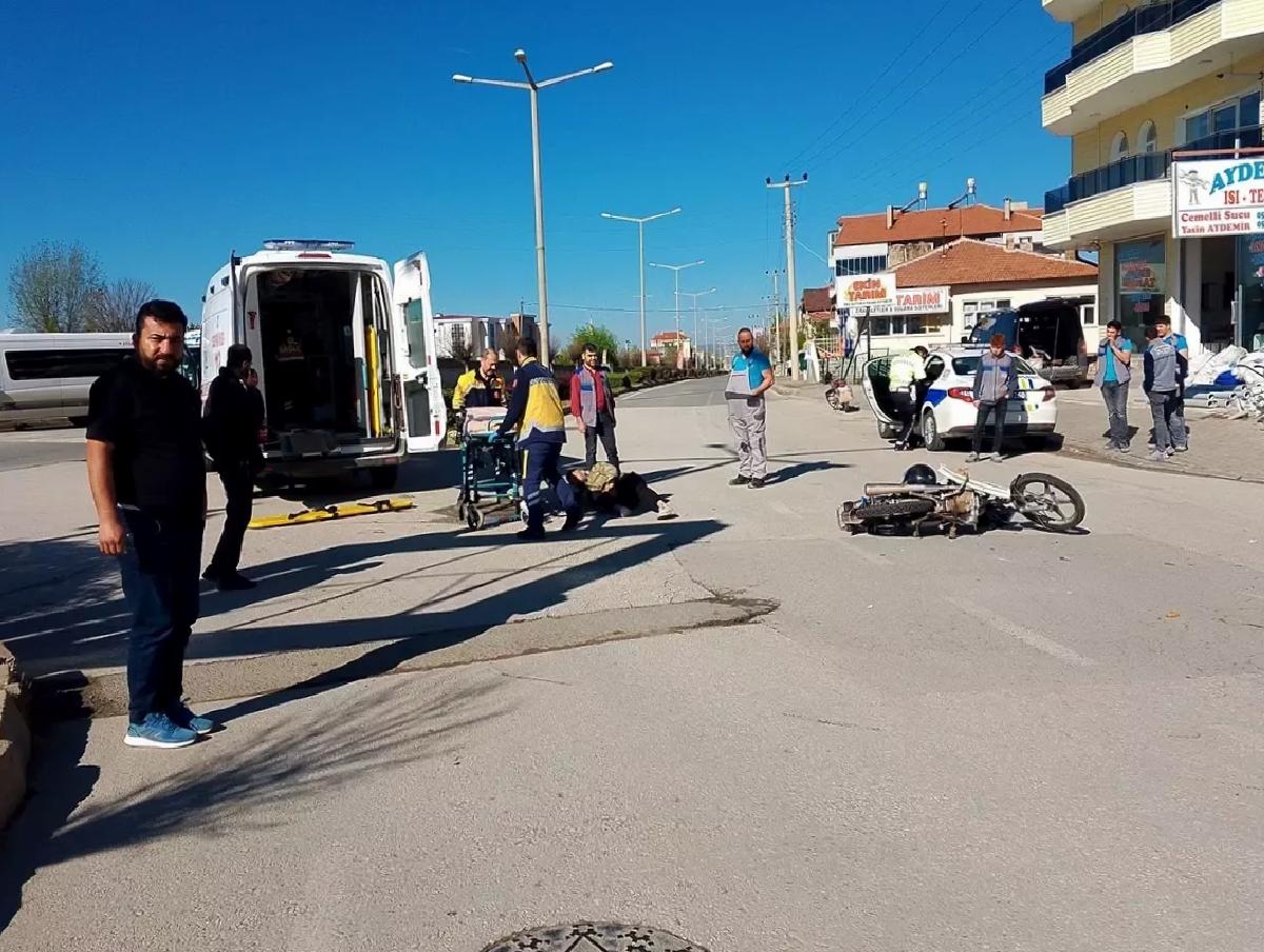 Şarkışla’da Motosiklet-Minibüs Çarpıştı