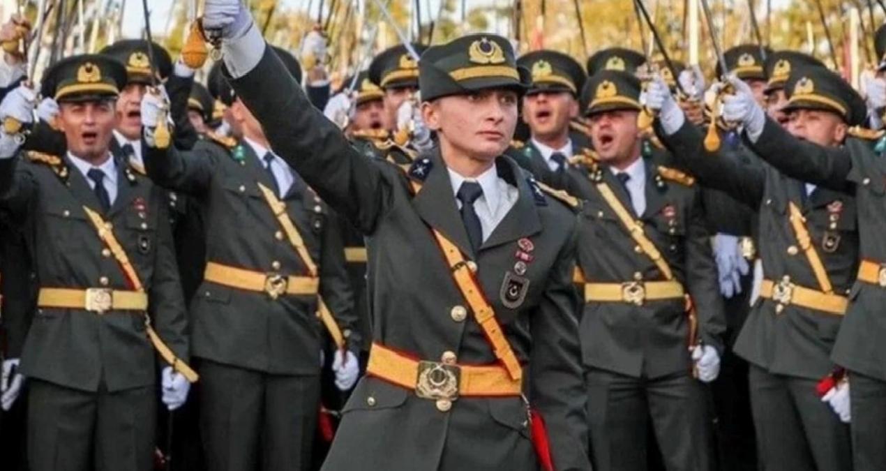 Savunmadaki ‘ajan’ ifadesine sözcü açıklık getirdi: Bakanlık teğmenler için ‘ajan’ mı dedi?