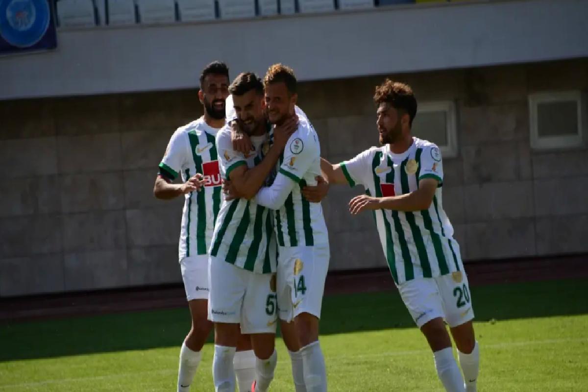 Serik Belediyespor, Erbaaspor’u 6-0 Mağlup Etti