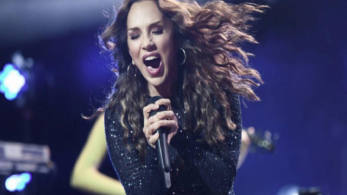 Sertab Erener’den ‘zıplamayan Tayyipçi’ diyenlere destek