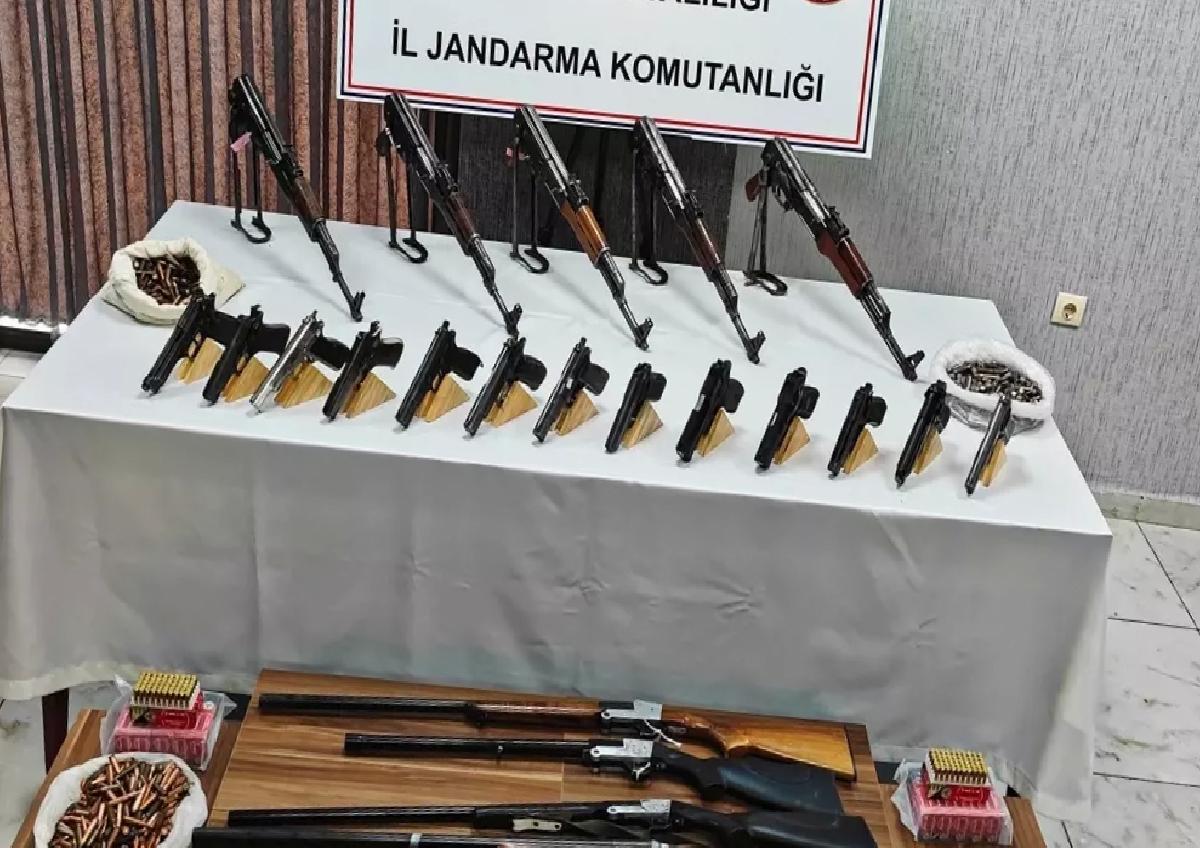 Silah Kaçakçılığı Operasyonunda 16 Gözaltı