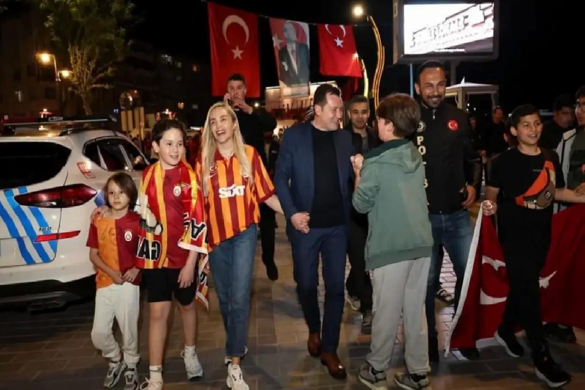 Silivri Belediye Başkanı Balcıoğlu, Galatasaray’ın 25. Şampiyonluğunu Kutladı