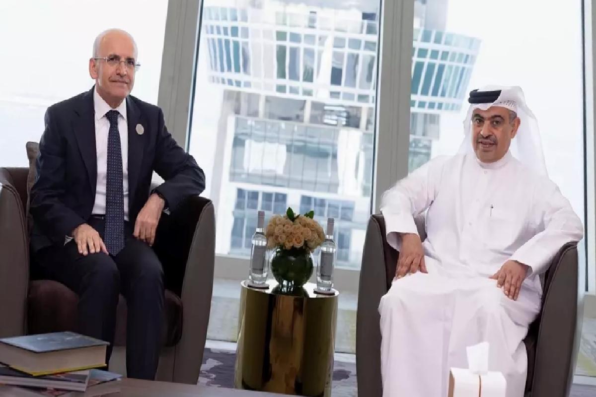 Şimşek Doha’da Yatırım Fırsatlarını Tanıttı