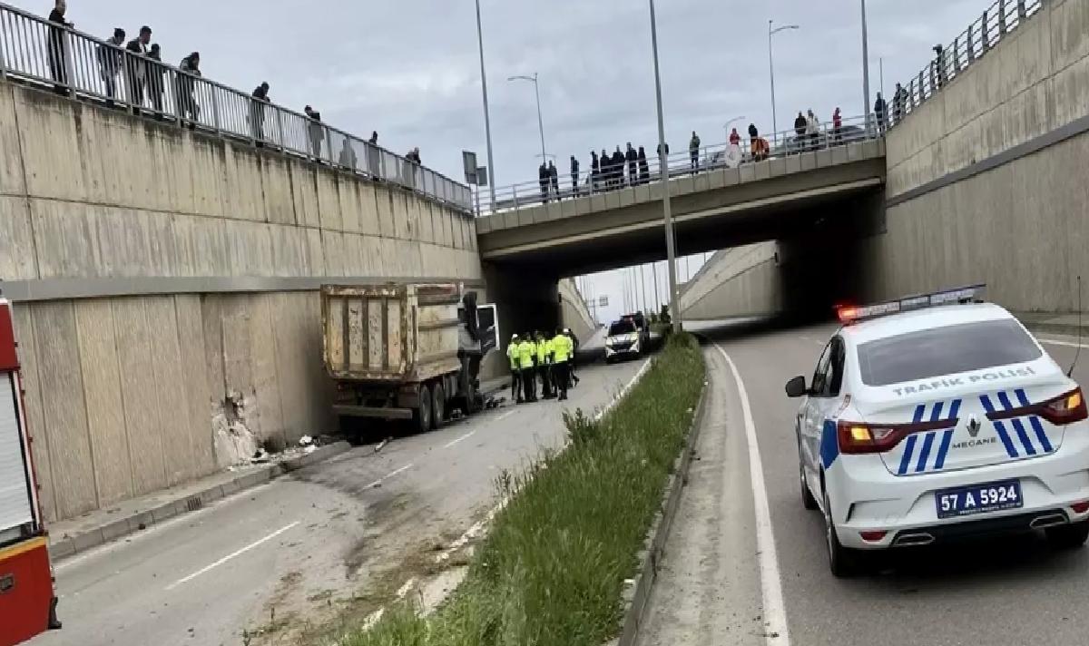 Sinop’ta Kamyon Kazası: Bir Yaralı