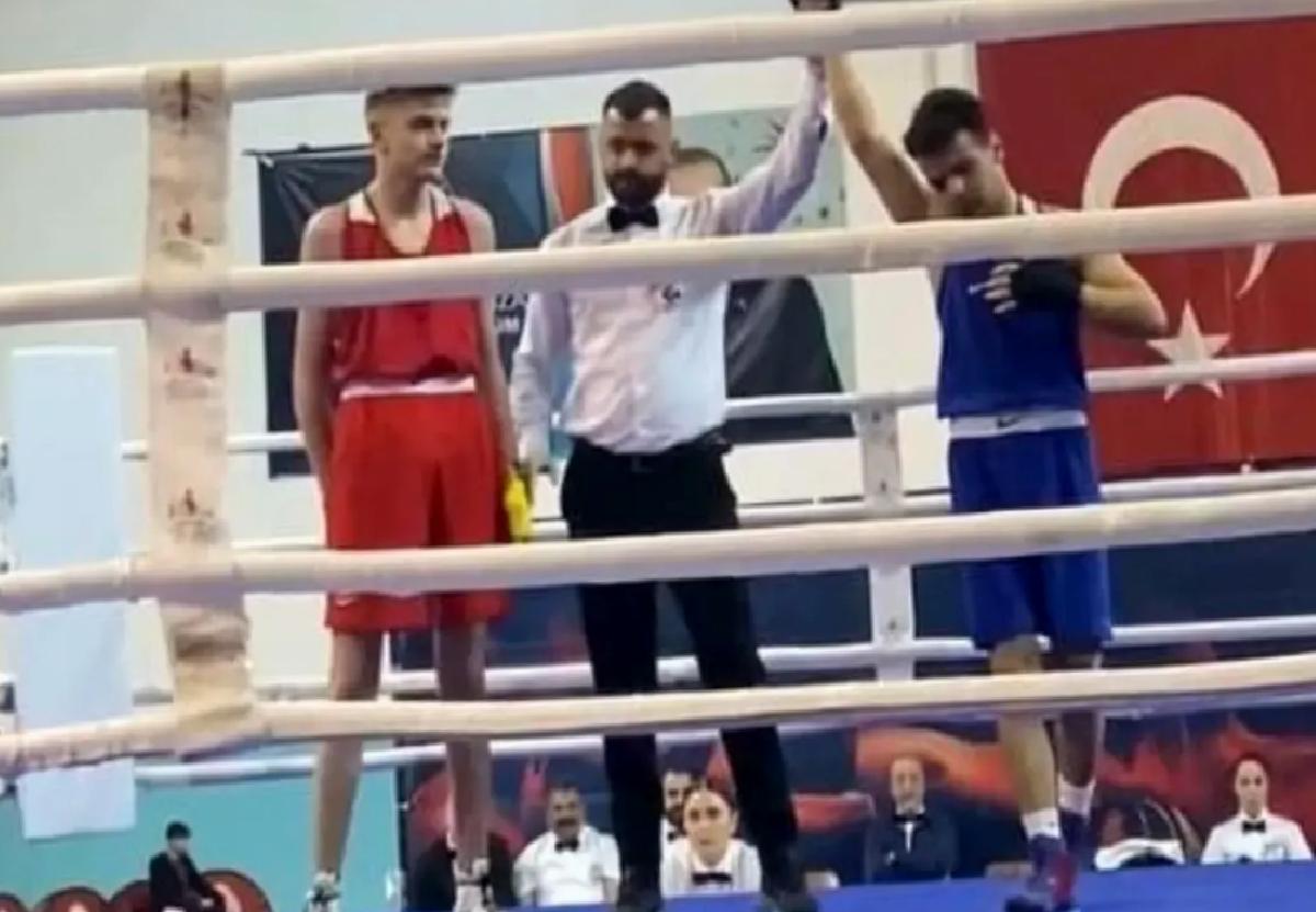 Şırnaklı Sporcular Boks Şampiyonasında Üst Tura Yükseldi