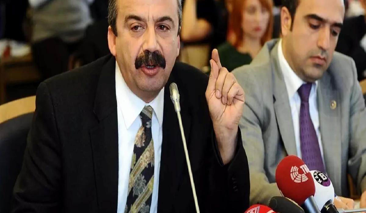Sırrı Süreyya Önder Hayatını Kaybetti